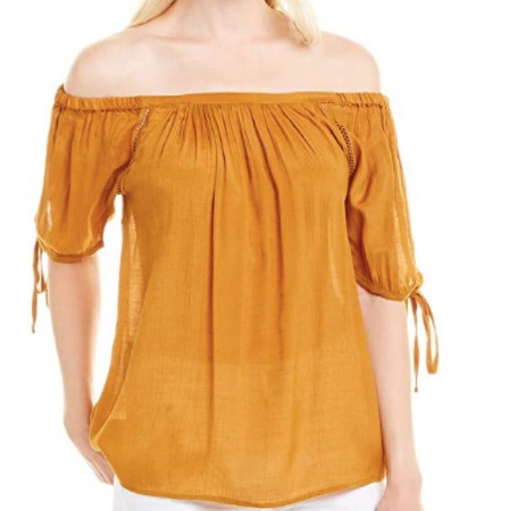 Harve benard off-the-Shoulder top